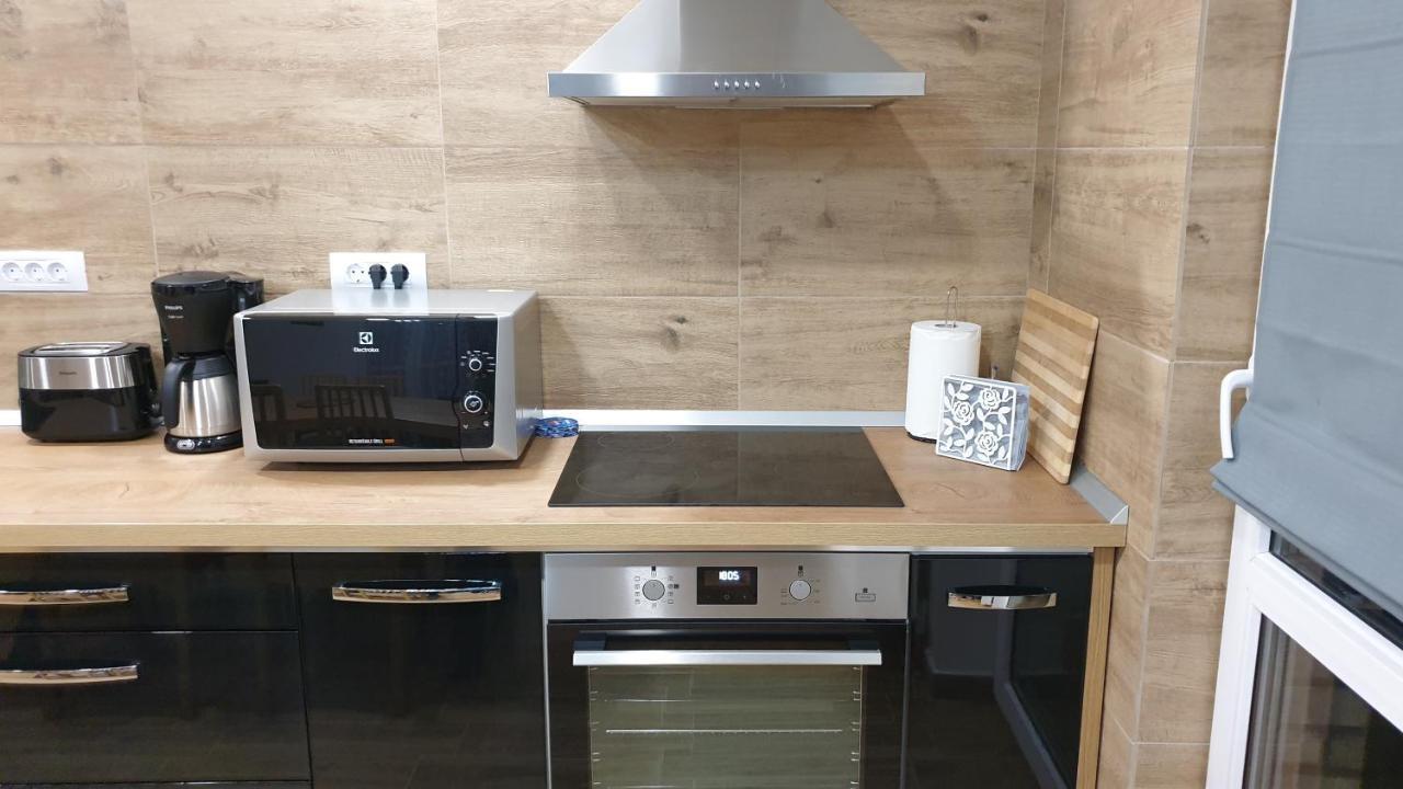 Criss Apartament Σινάια Εξωτερικό φωτογραφία