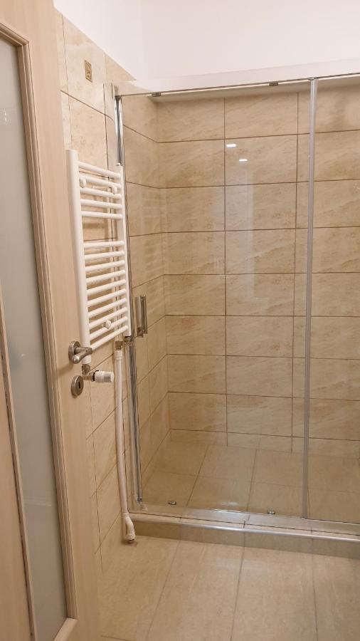 Criss Apartament Σινάια Εξωτερικό φωτογραφία