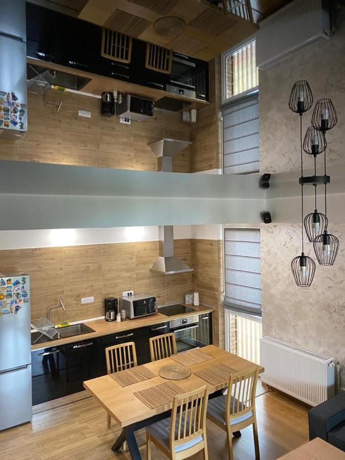 Criss Apartament Σινάια Εξωτερικό φωτογραφία