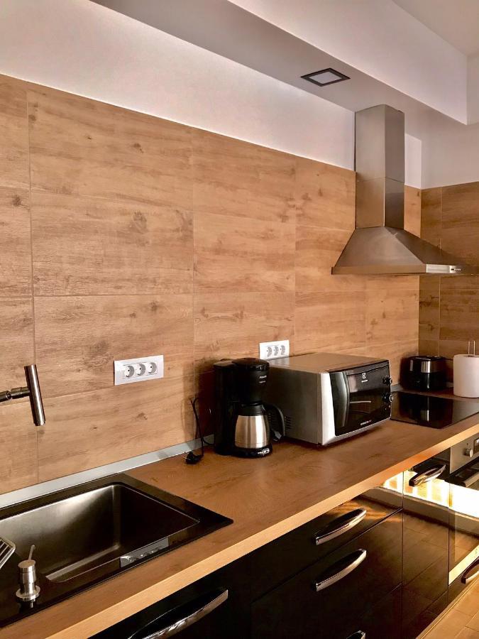 Criss Apartament Σινάια Εξωτερικό φωτογραφία