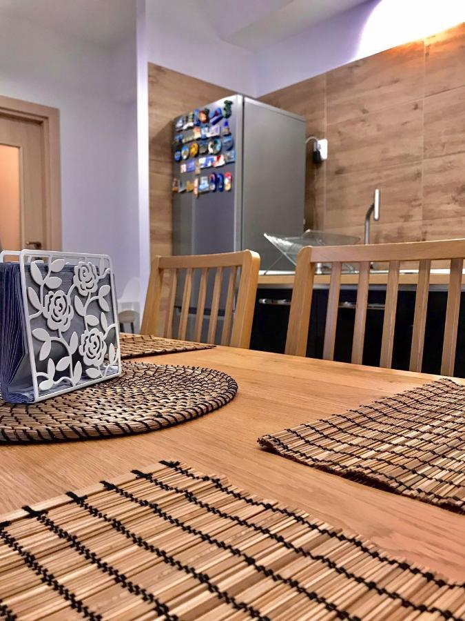 Criss Apartament Σινάια Εξωτερικό φωτογραφία