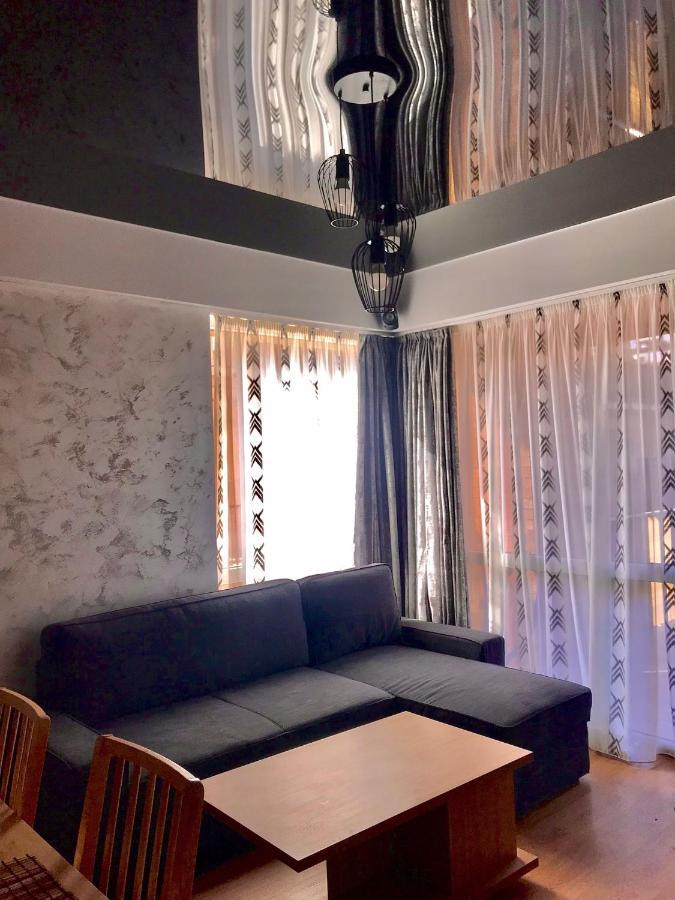 Criss Apartament Σινάια Εξωτερικό φωτογραφία