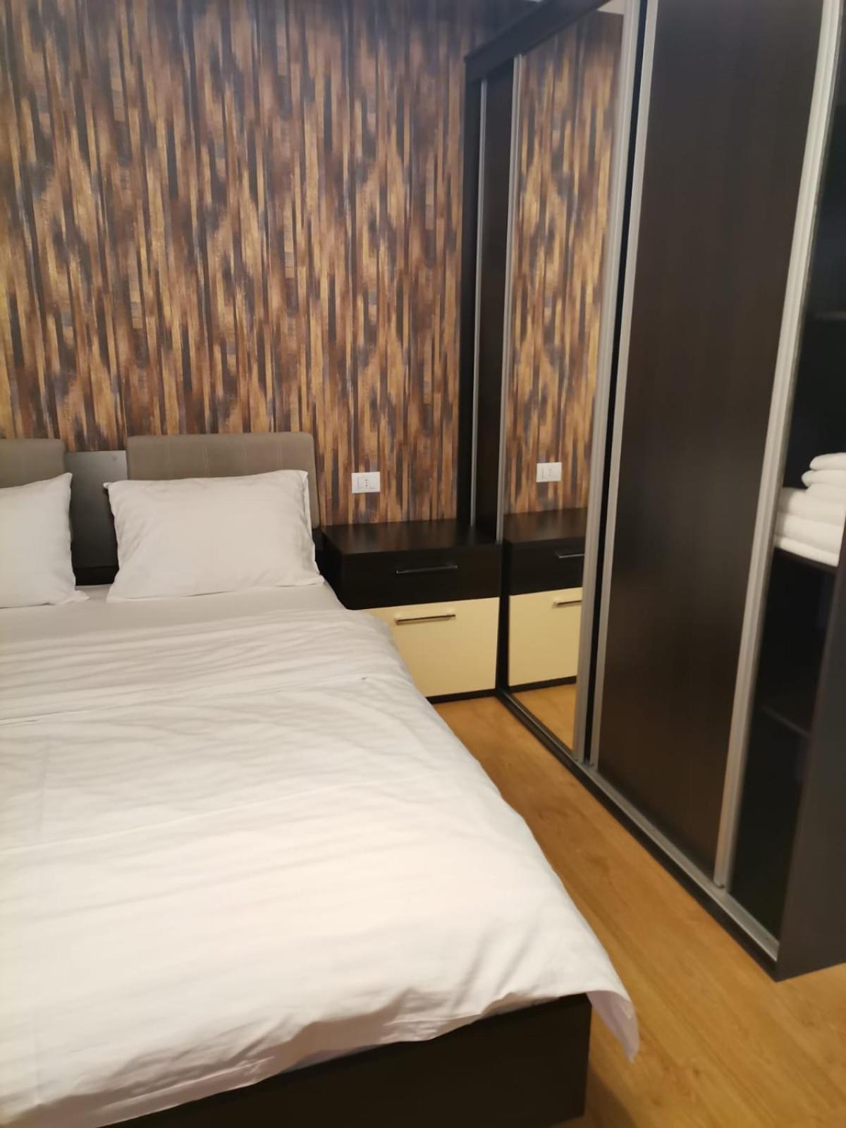 Criss Apartament Σινάια Εξωτερικό φωτογραφία