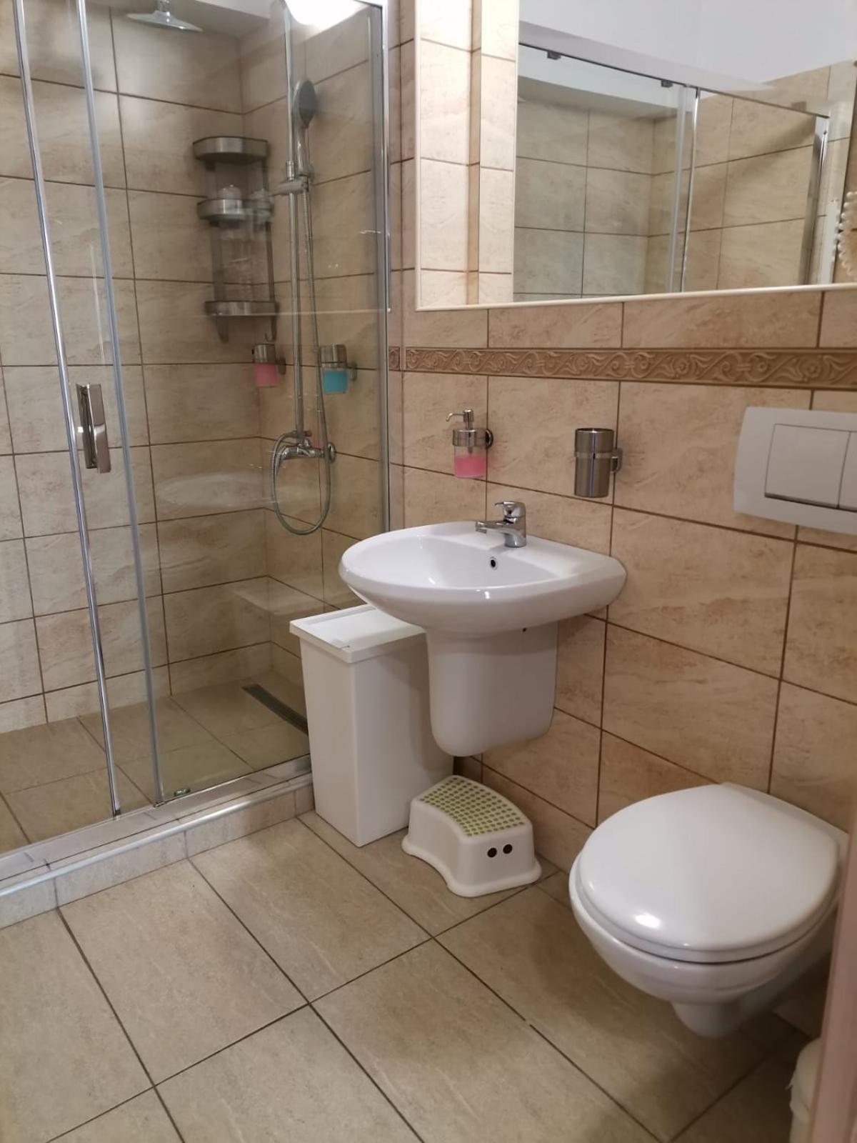 Criss Apartament Σινάια Εξωτερικό φωτογραφία
